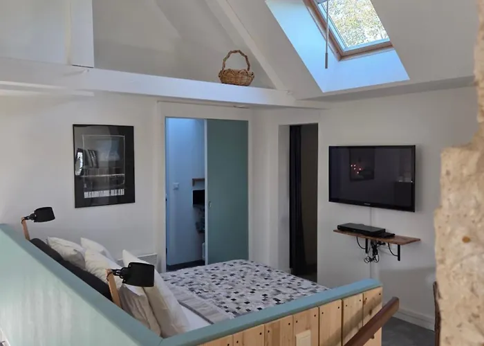 La Ligne 3* Angles-sur-lʼAnglin